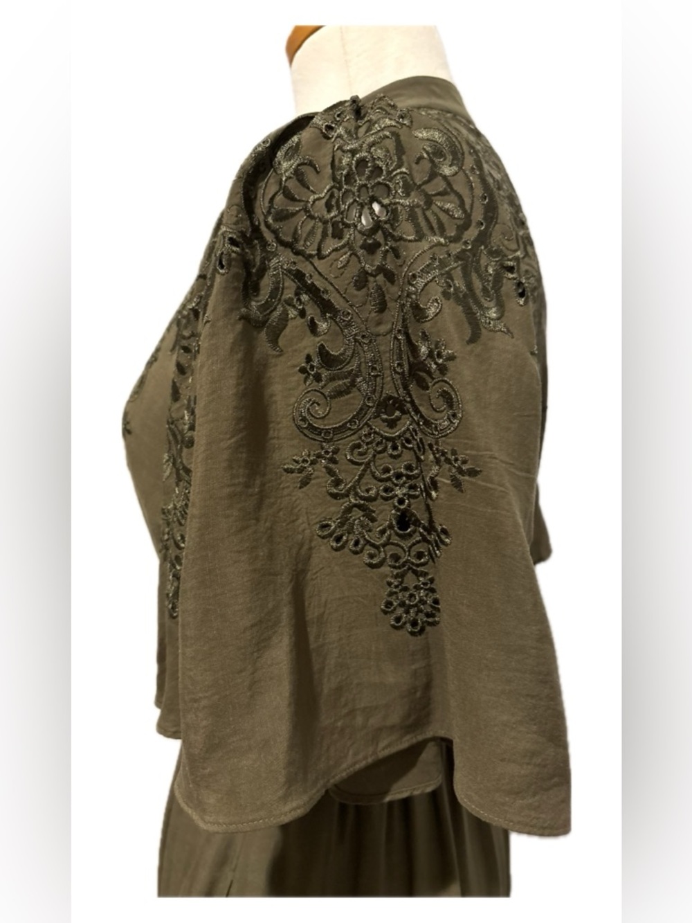 Hale Bob - Mariah Embroidered Maxi Dress - Picture 3 of 7